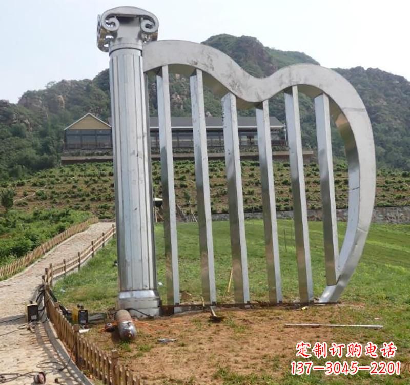 湖北不锈钢竖琴雕塑——雕塑艺术的精粹