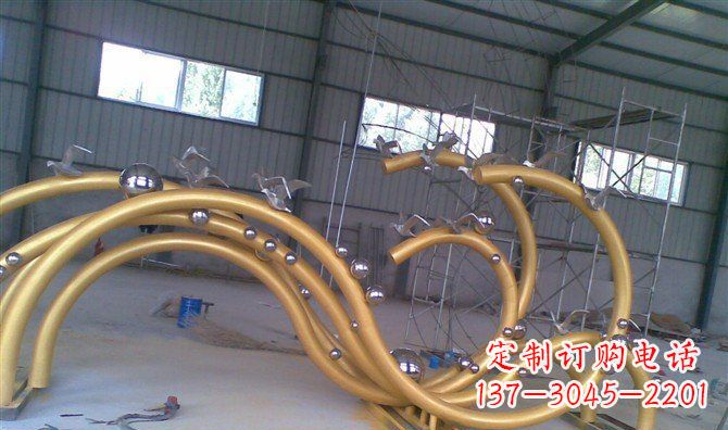湖北海鸥景观以不锈钢雕塑点亮海岸