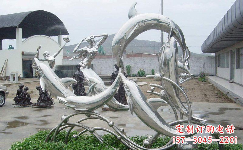 湖北不锈钢海豚的灵动嬉戏