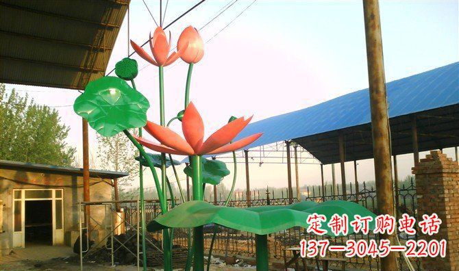 湖北不锈钢荷叶雕塑精美而优雅