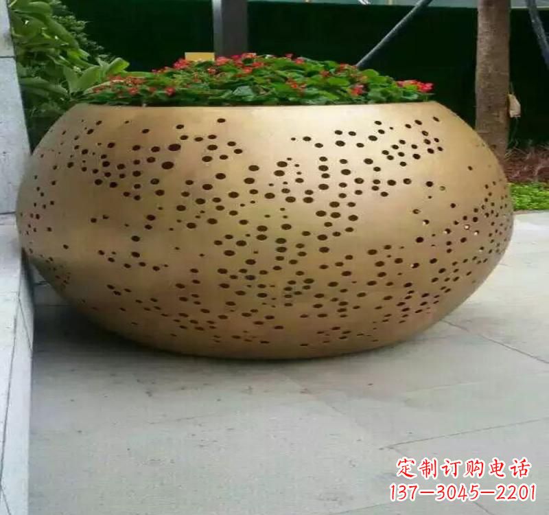 湖北不锈钢户外花盆雕塑美观耐用的室外装饰