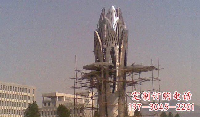 湖北不锈钢火炬雕塑精致而又耐用