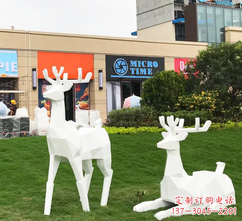湖北不锈钢小鹿雕塑艺术之美