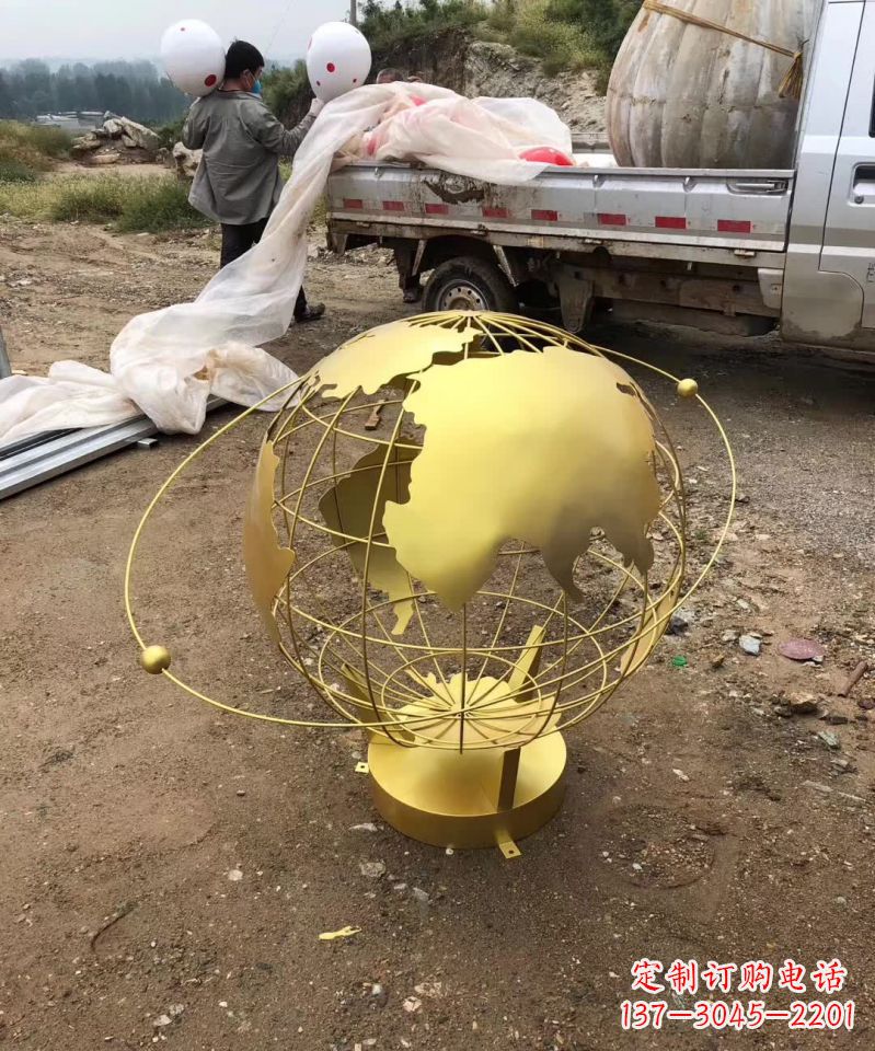 湖北不锈钢金属校园地球仪雕塑把环保理念展现在校园