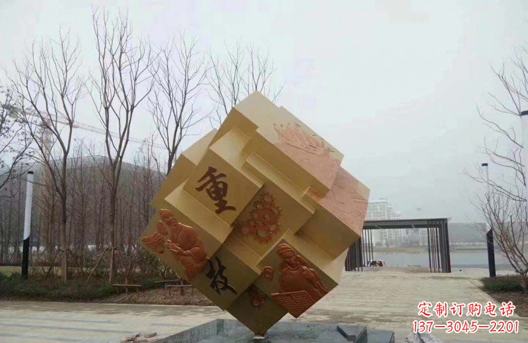 湖北不锈钢魔方雕塑给景观增添丰富多彩