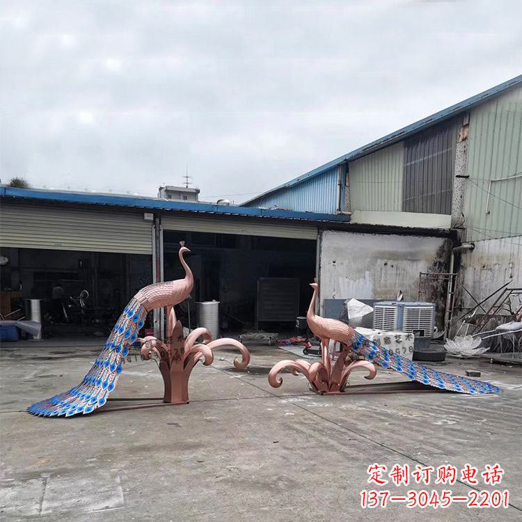 湖北不锈钢孔雀彩色雕塑