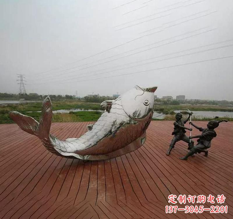 湖北不锈钢鲤鱼雕塑传承中国文化