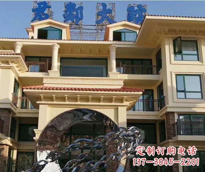 湖北不锈钢鲤鱼跃龙门雕塑——传承中国传统文化