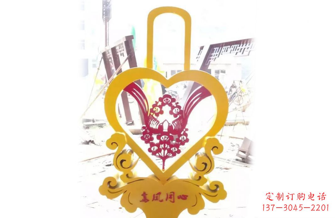 湖北不锈钢龙凤同心景观雕塑彰显中国传统文化