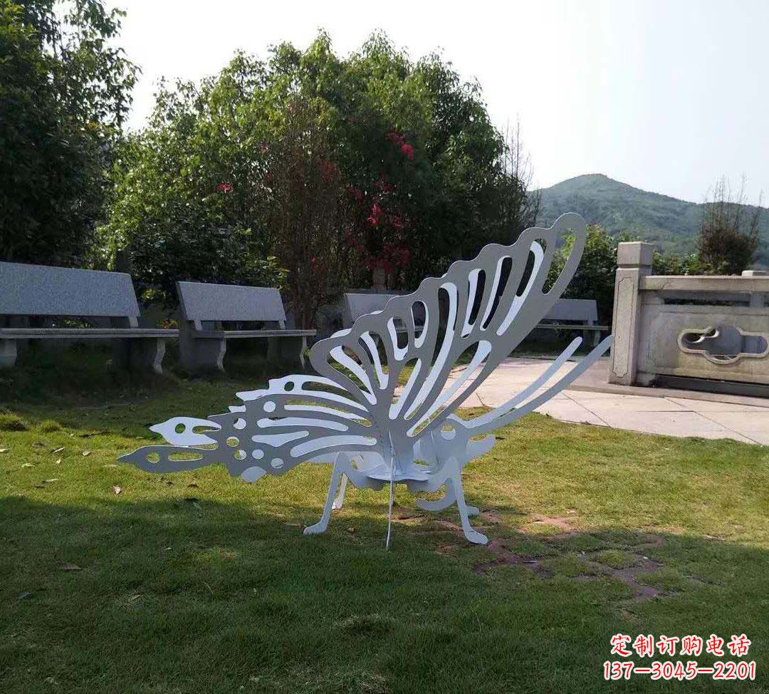 湖北不锈钢镂空蝴蝶装饰雕塑精美雕塑点缀美好生活