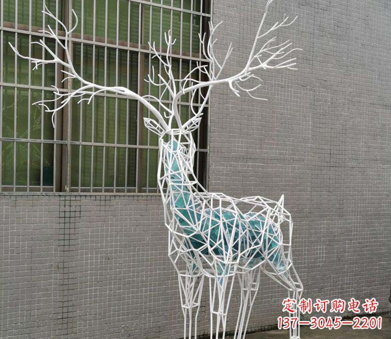 湖北不锈钢镂空梅花鹿雕塑——流动的美丽