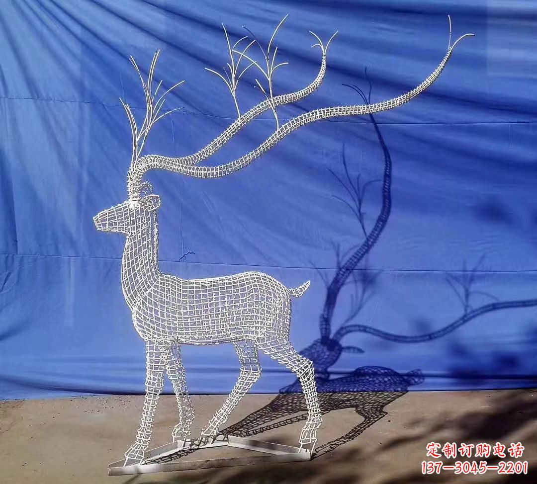 湖北不锈钢麋鹿雕塑精美的景观装饰品