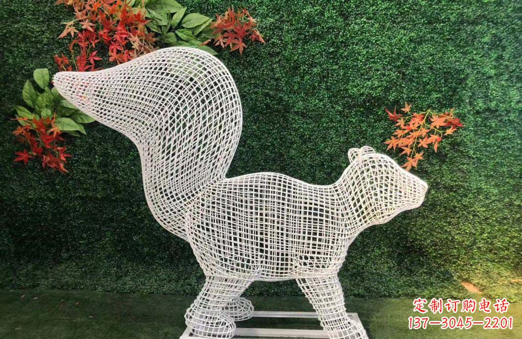 湖北不锈钢松鼠雕塑艺术与精美结合