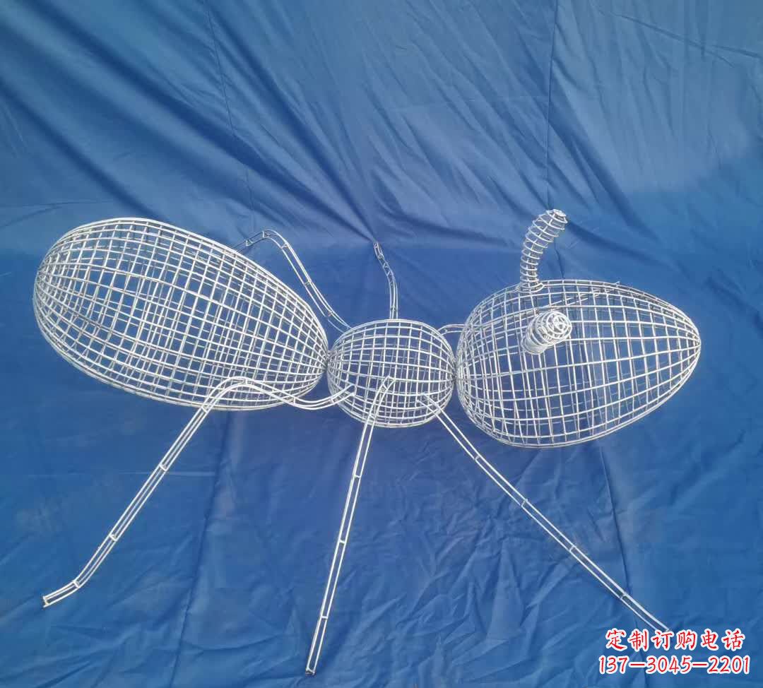 湖北蚂蚁镂空雕塑精致的艺术精品