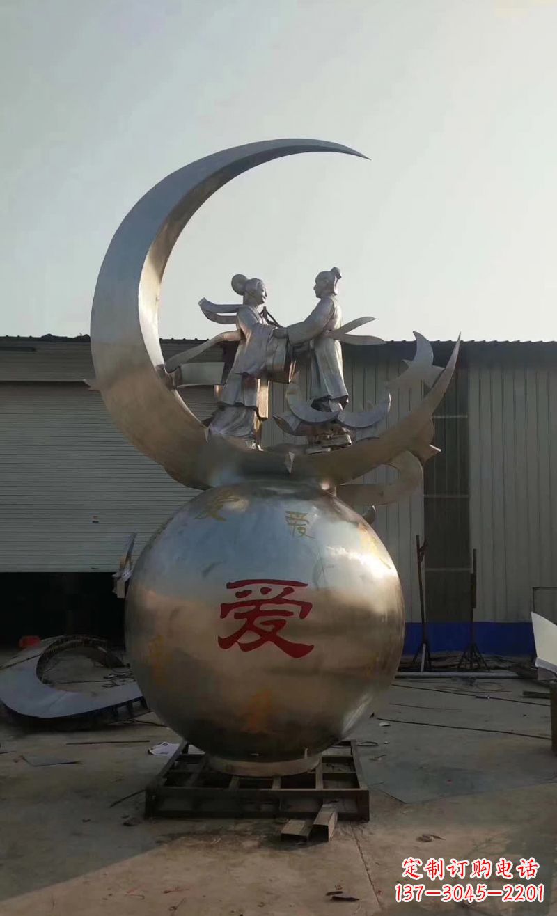 湖北不锈钢牛郎织女雕塑传承爱情的象征