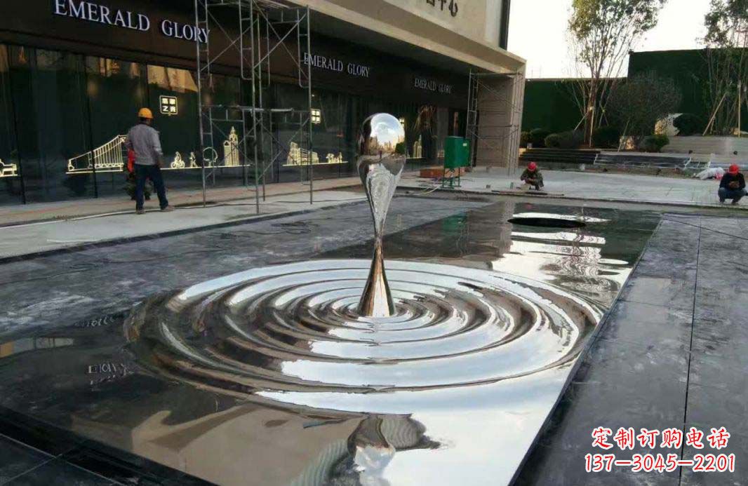 湖北不锈钢水滴雕塑美丽的艺术表现