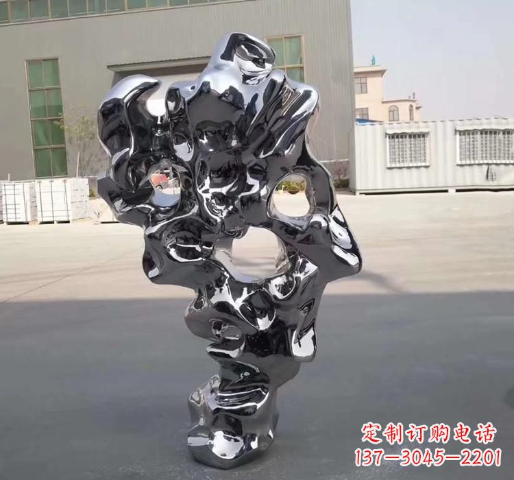 湖北太湖石雕塑精美的艺术瑰宝