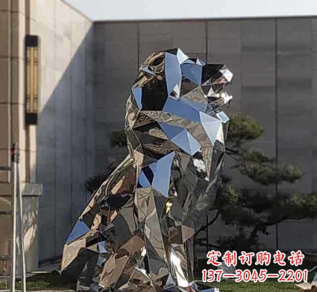 湖北不锈钢狮子雕塑象征力量与美丽
