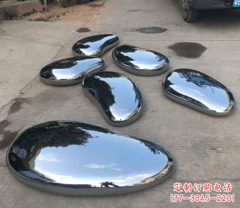 湖北水滴雕塑——不锈钢的精美之作