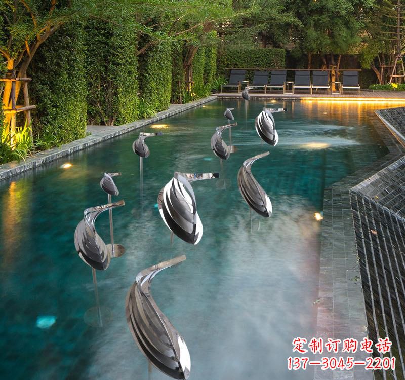 湖北不锈钢动物雕塑——美丽的水景装置