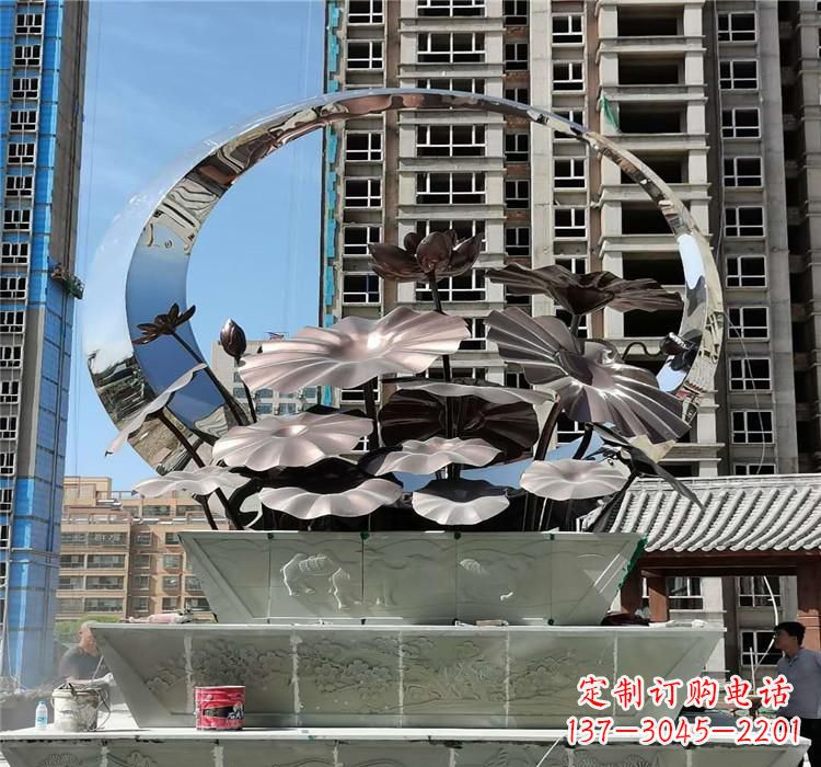 湖北不锈钢荷花雕塑把宁静的自然融入城市