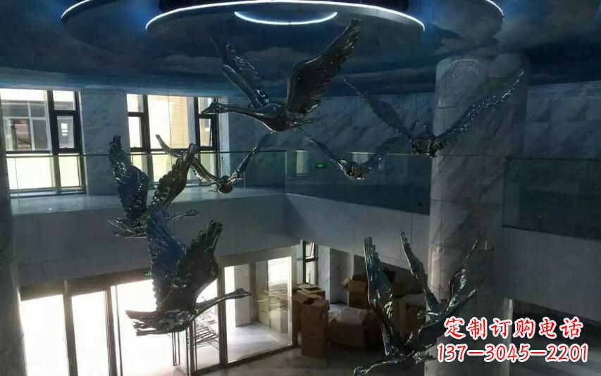 湖北不锈钢天鹅雕塑赋予室内空间灵动之美