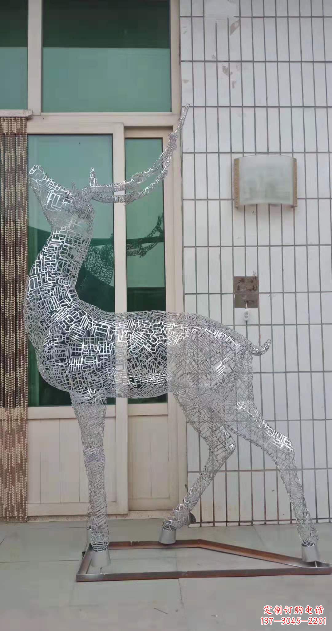 湖北不锈钢铁艺动物雕塑——艺术与自然的完美结合