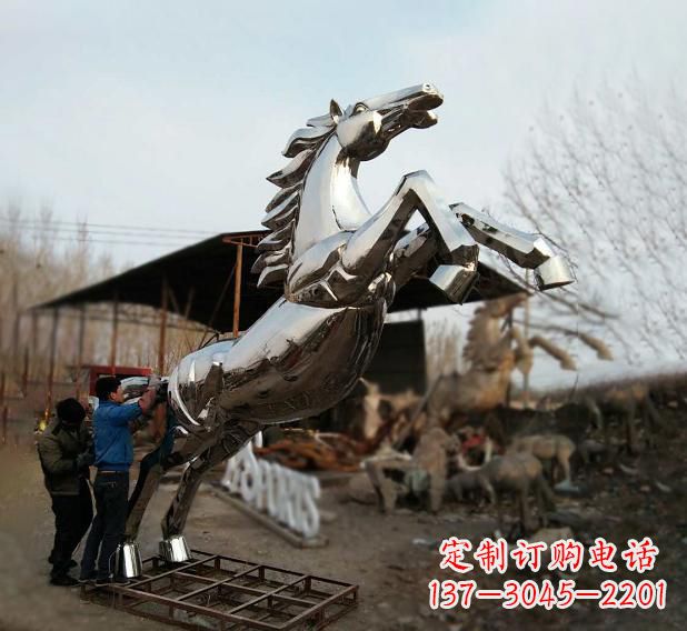湖北不锈钢现代动物马雕塑