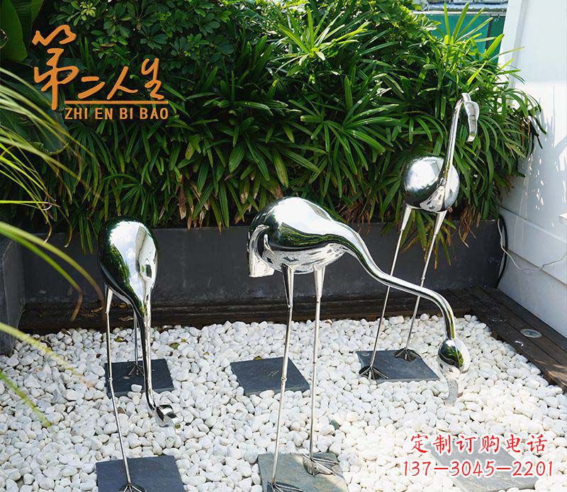 湖北不锈钢仙鹤雕塑象征着吉祥和美景