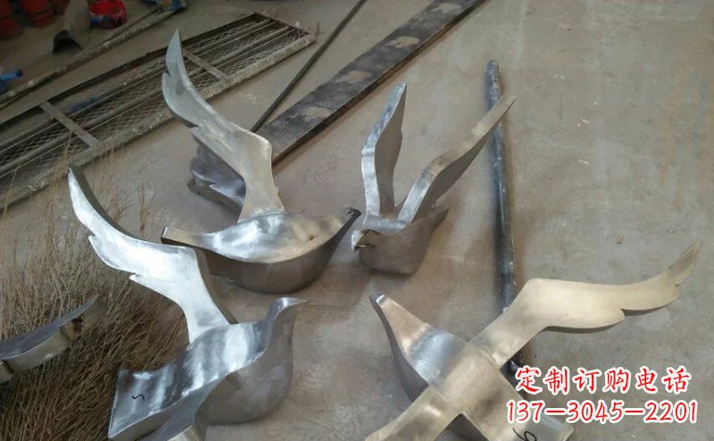 湖北精美的不锈钢小型鸽子雕塑