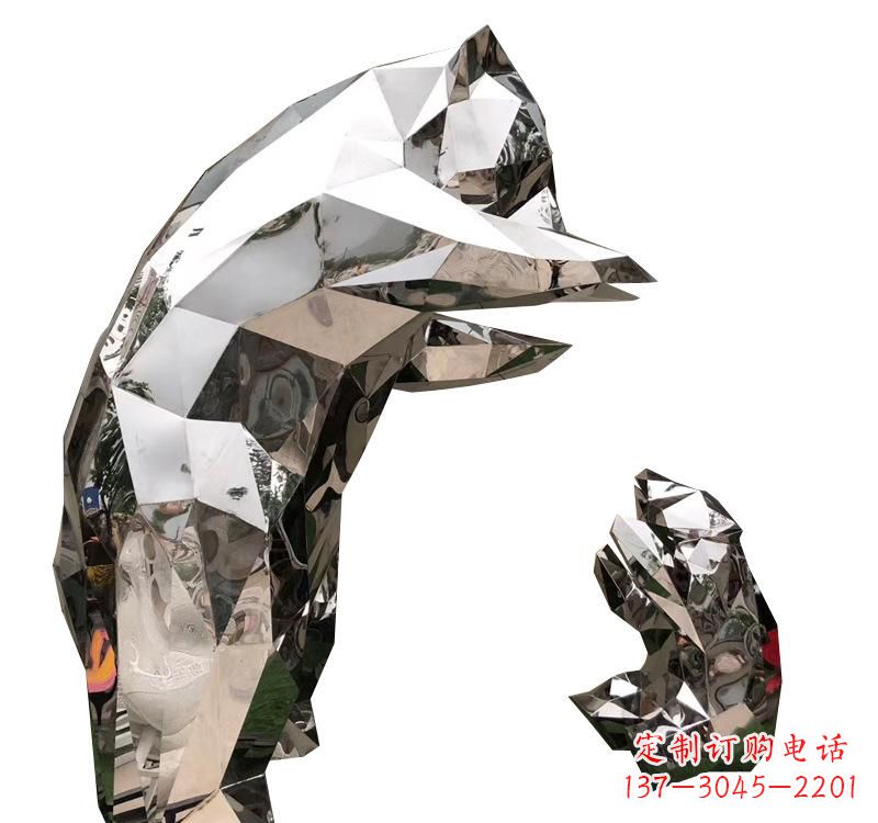湖北不锈钢园林熊猫雕塑——传承中国文化