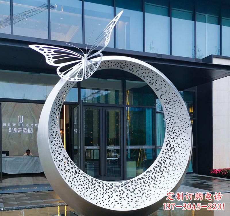 湖北不锈钢园林戒指雕塑精美细腻的艺术品