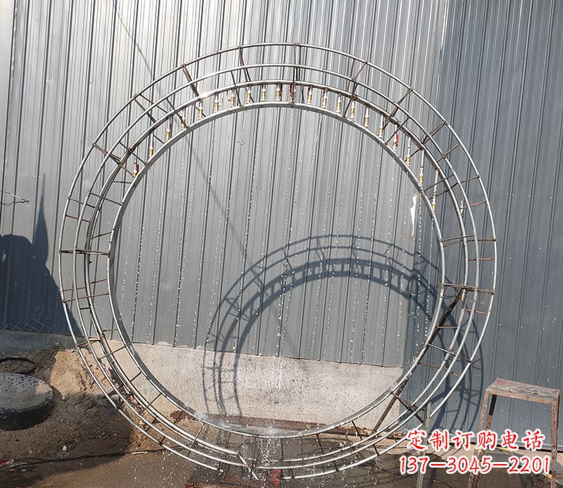 湖北圆环的美——不锈钢景观雕塑