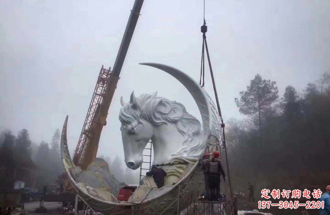 湖北不锈钢月亮雕塑