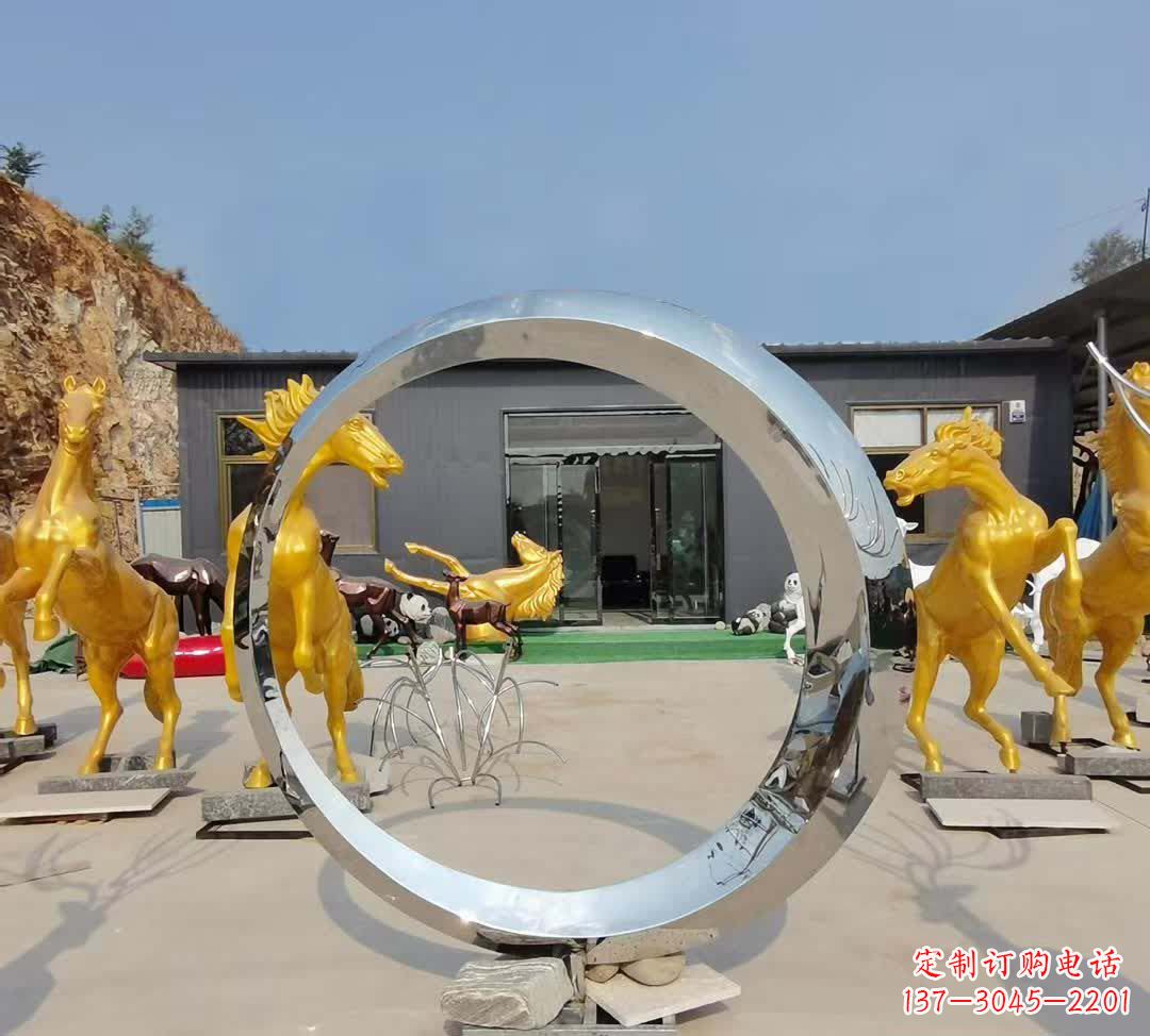 湖北不锈钢圆环雕塑让景观更加精彩
