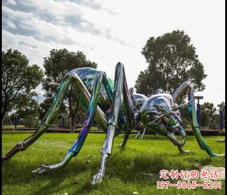 湖北超级英雄蜘蛛侠雕塑