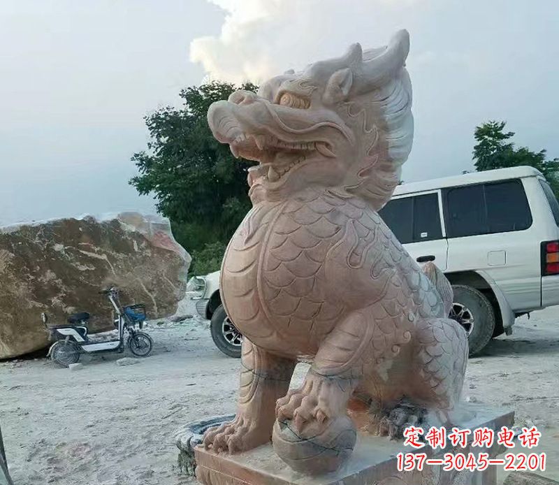 湖北麒麟雕塑象征传统文化的精灵