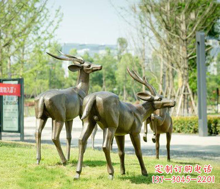 湖北藏羚羊公园羚羊铜雕