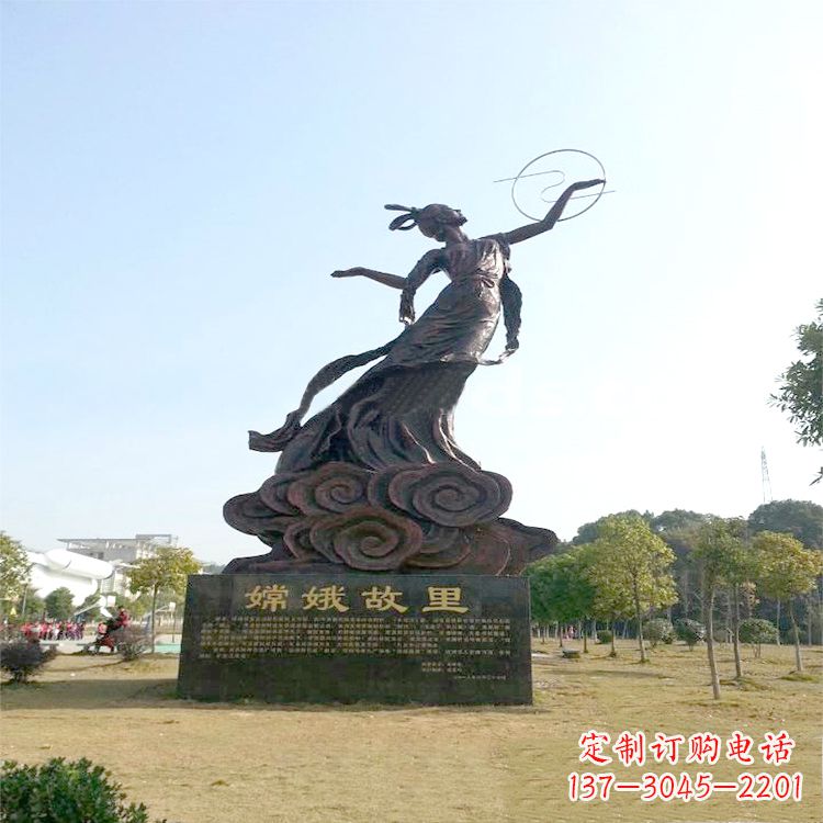 湖北嫦娥传说一座神秘的雕像