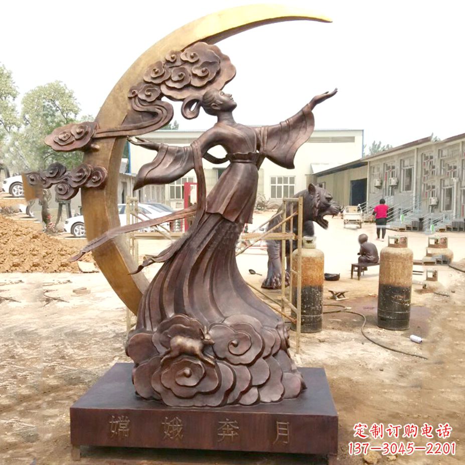 湖北绚丽嫦娥-神话中的上古美女雕像