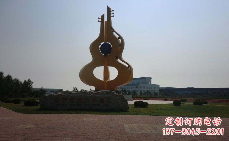 湖北城市的不锈钢葫芦雕塑