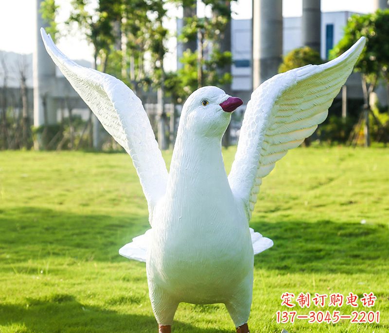 湖北和平鸽雕塑传递和平信息