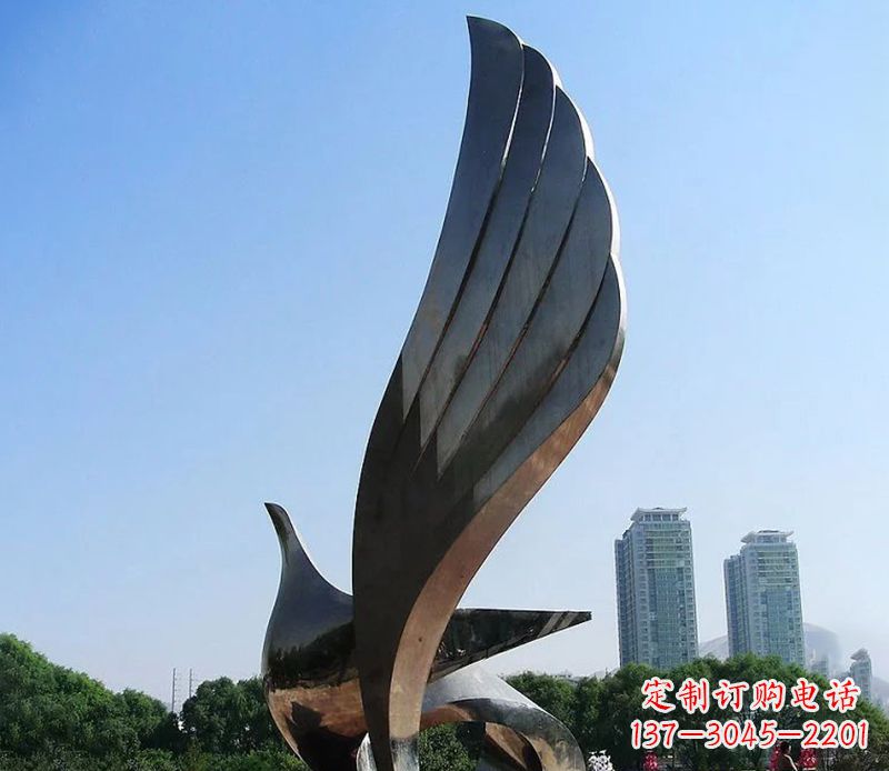 湖北不锈钢翅膀雕塑象征着自由的美
