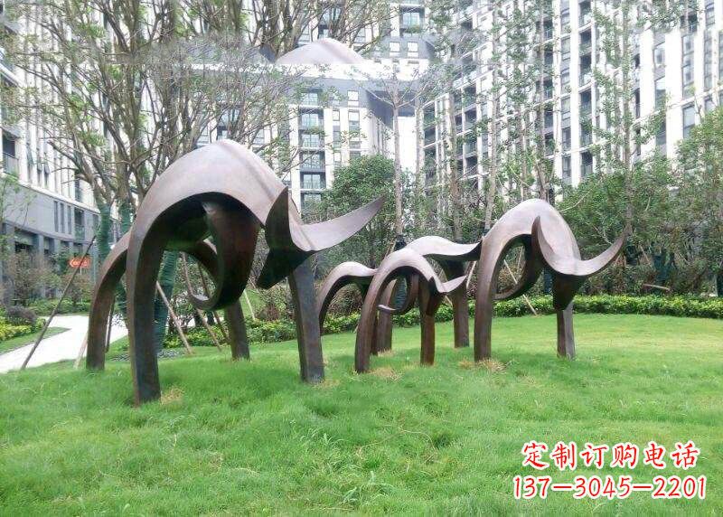 湖北抽象牛铸铜雕塑-小区园林草坪动物摆件