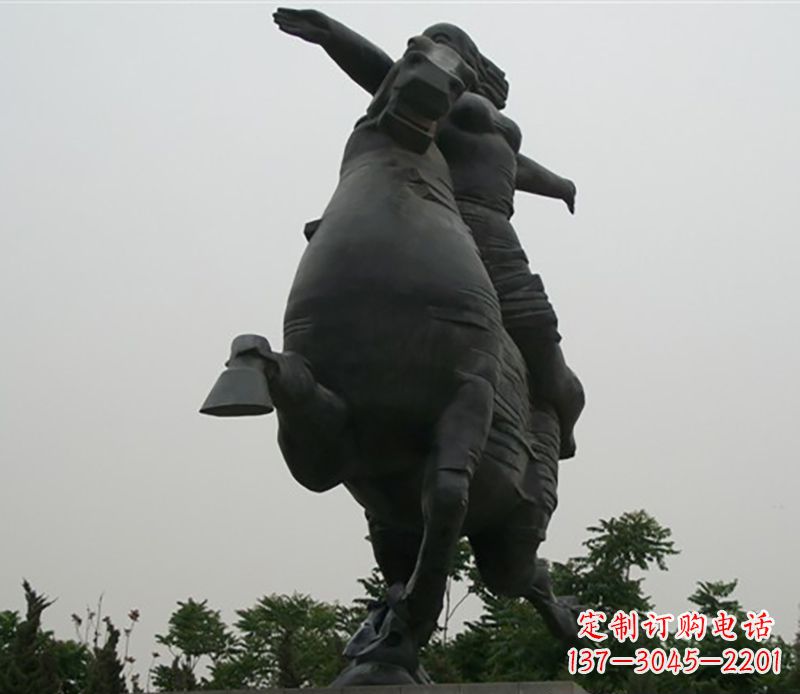 湖北骑马雕塑跨越时空的传奇