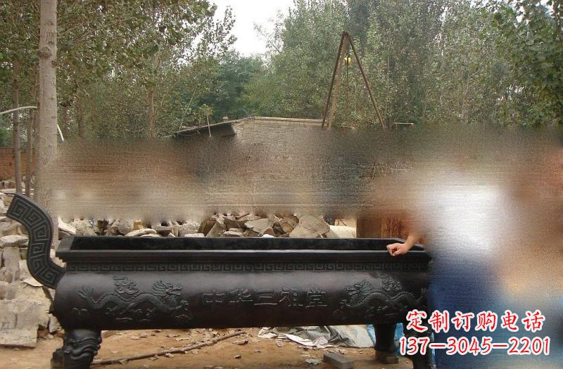 湖北祠堂方形香炉铜雕