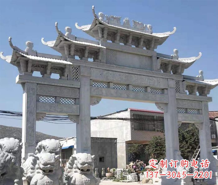 湖北村口大型石雕牌坊