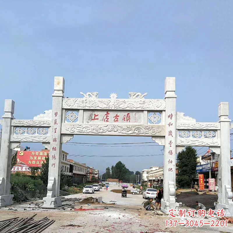 湖北村镇牌坊雕塑传承百年文化