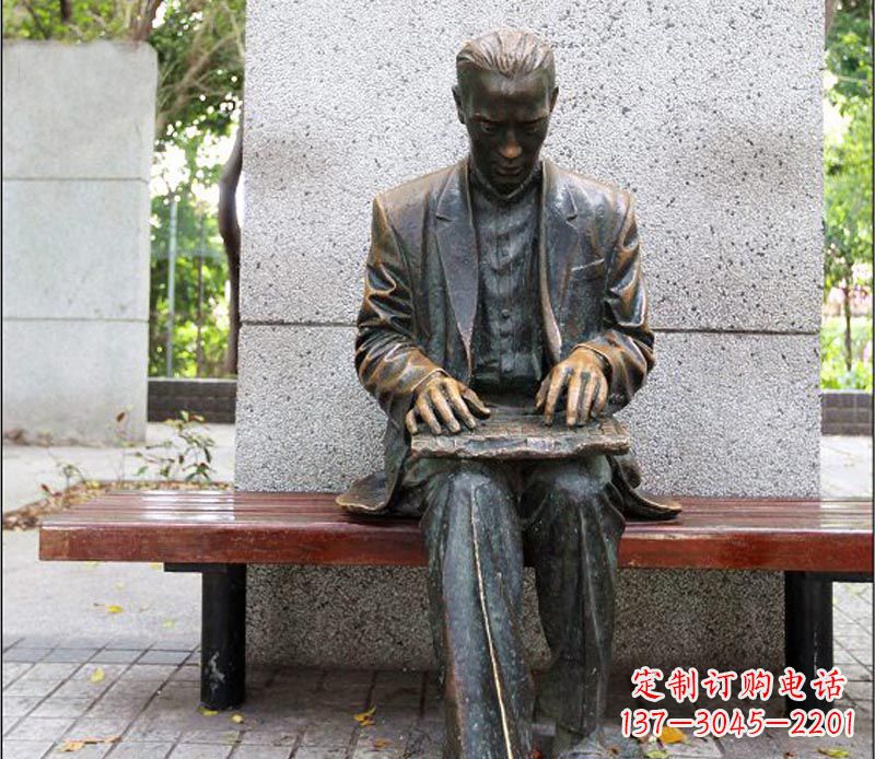 湖北“男性英姿飒爽的雕塑”