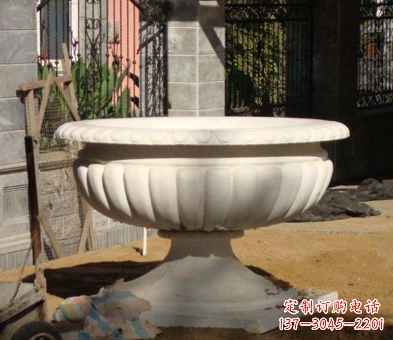 湖北精美大理石花盆雕塑